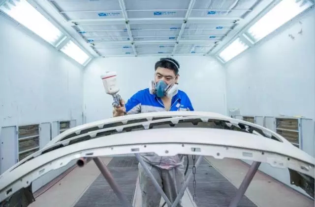 驚天秘聞: 開車去4S店做保養(yǎng)要花多少錢？