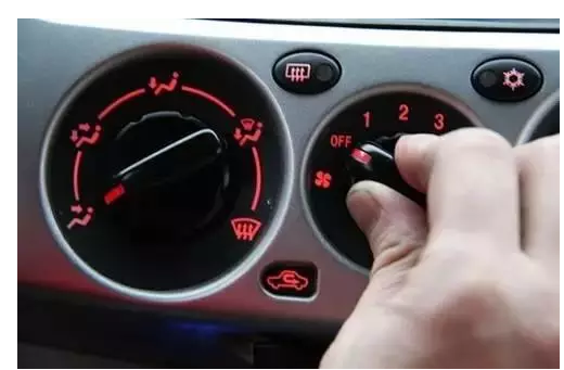 先熄火還是先關(guān)空調(diào)？很多人都不知道，做錯(cuò)后果很嚴(yán)重！