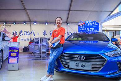 【車展第一天】遇到那個(gè)TA，放棄蘋果8......