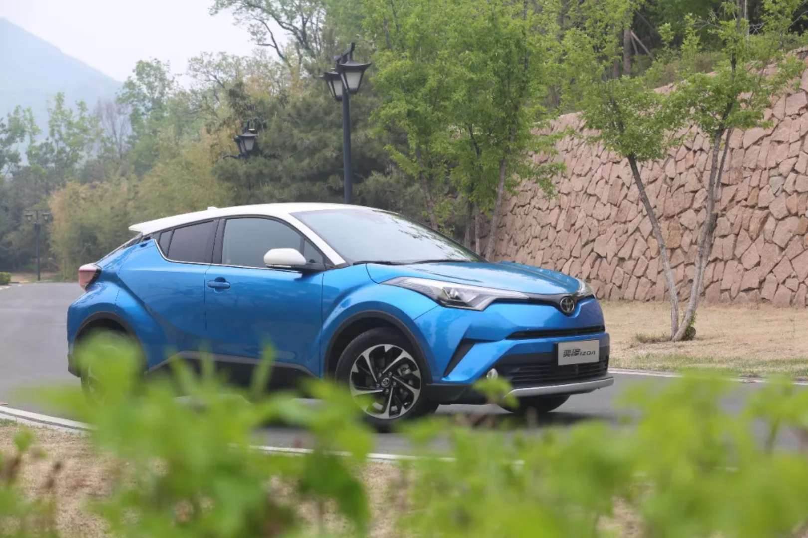 奕' s ME 求解！在車(chē)?yán)锏淖畲笠曇敖嵌仁巧耨R？