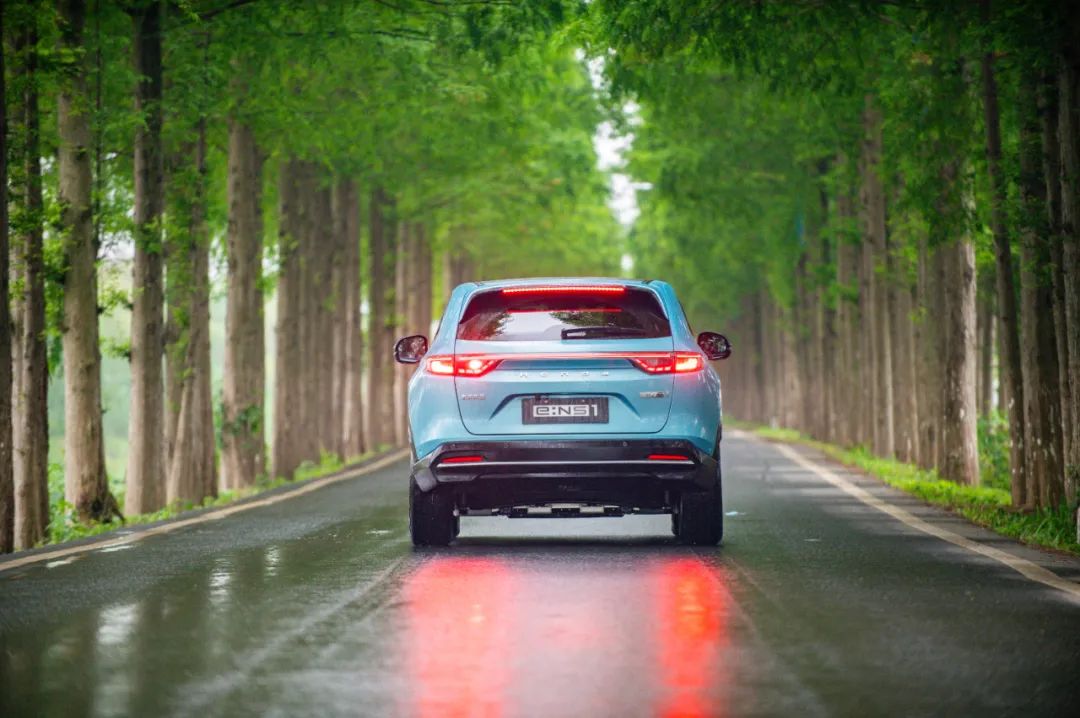 試駕路上的這些美景，我不允許你沒看到！