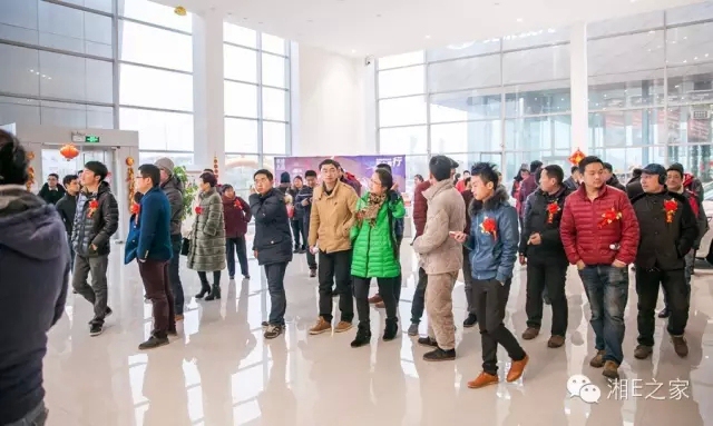 精英齊歡聚天嬌國(guó)際汽車城，瑞雪兆豐年！